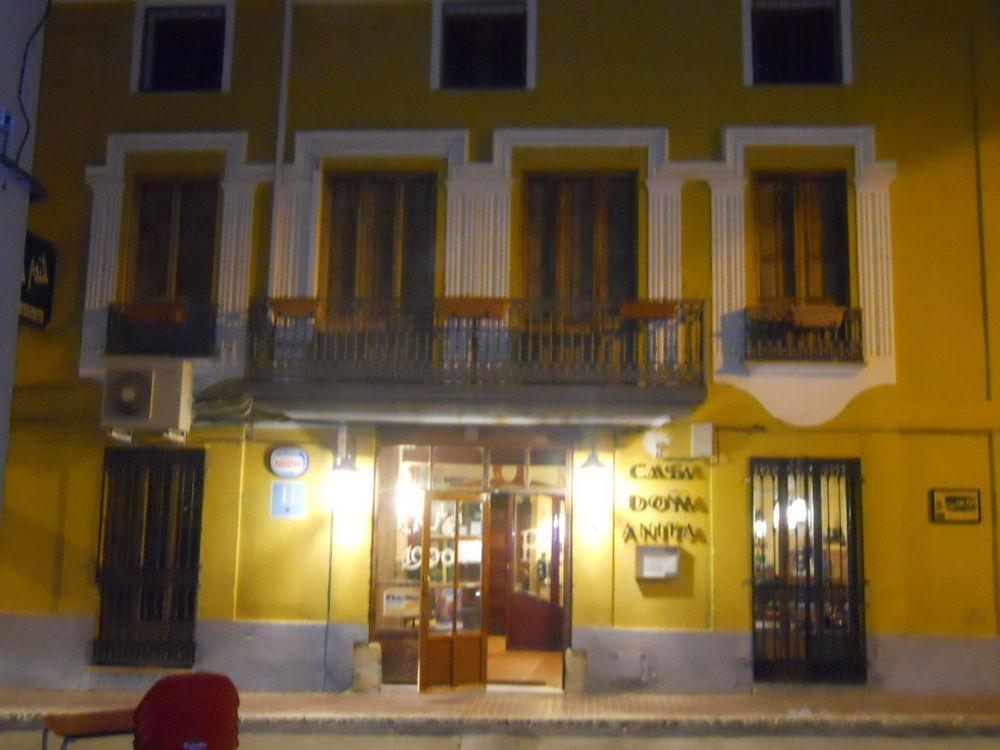 Hotel 1900 Casa Anita Requena Exteriör bild