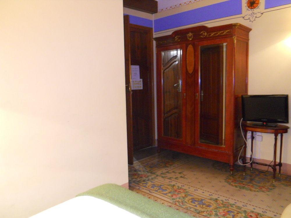 Hotel 1900 Casa Anita Requena Exteriör bild